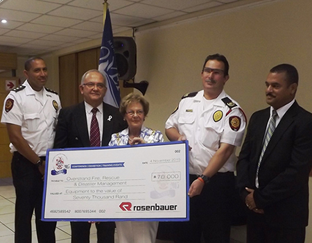 Left to Right: Angelo Aplon (Station Commander-Hermanus), Coenie Groenewald (Municipal Manager), Ald. Nicolette Botha-Guthrie (Executive Mayor), Brian Lobb (Divisional Commander) and Neville Michaels (Director: Protection services)